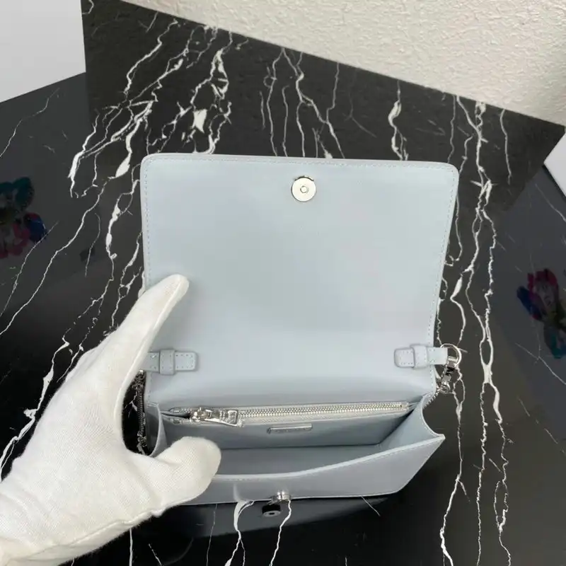 Pra*a bag 2109ya0140