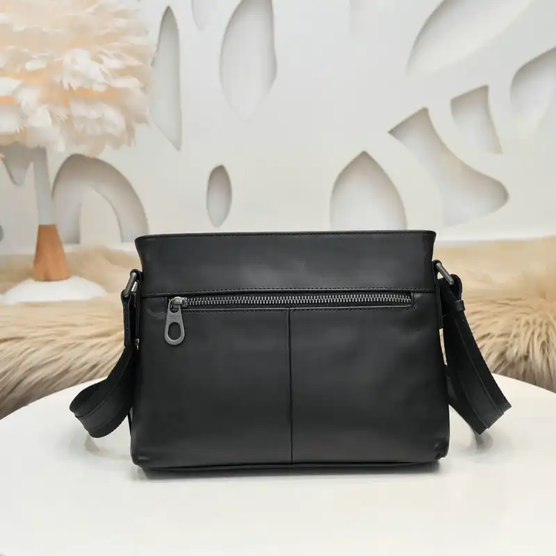 bo*te*ga Ve*ne*ta bags 2111yz0024