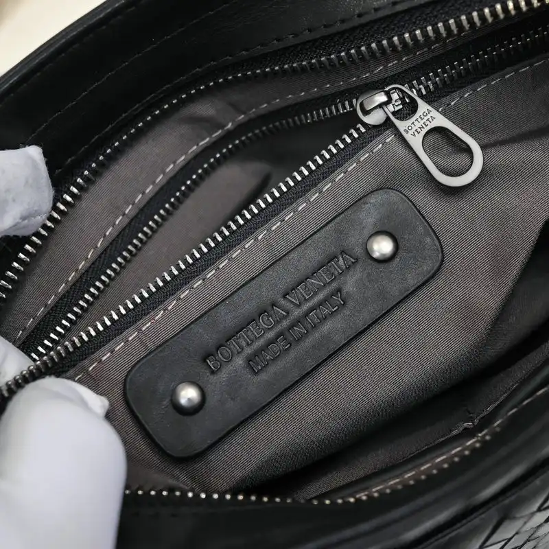bo*te*ga Ve*ne*ta bags 2111yz0024