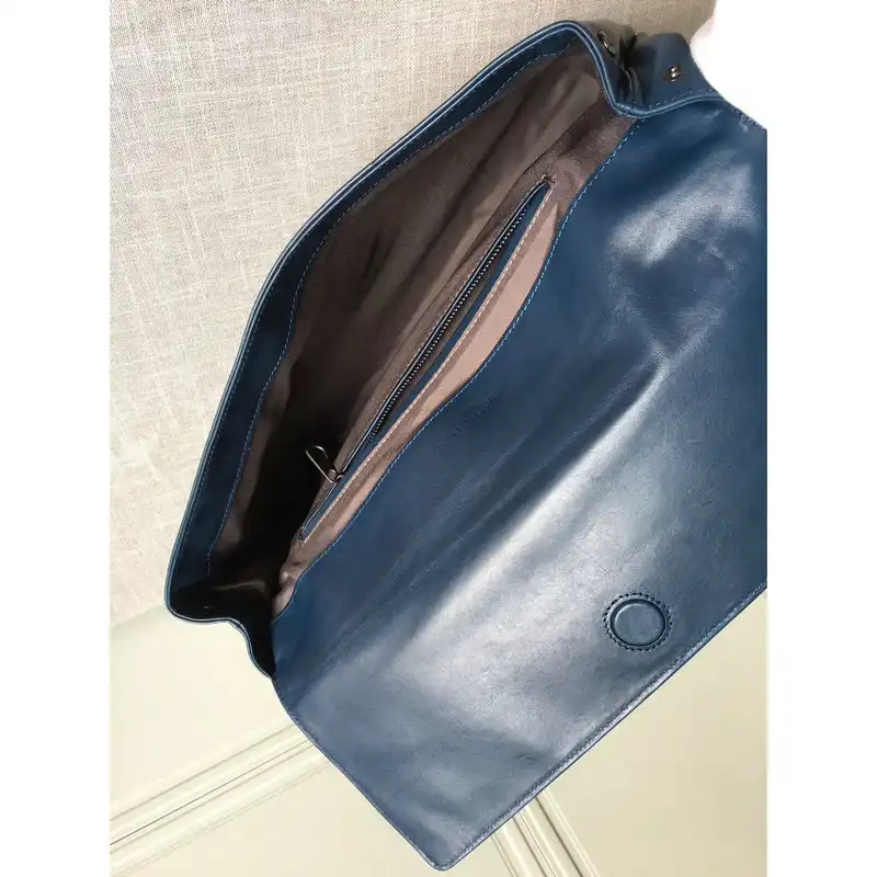 bo*te*ga Ve*ne*ta bag 2209sf0072