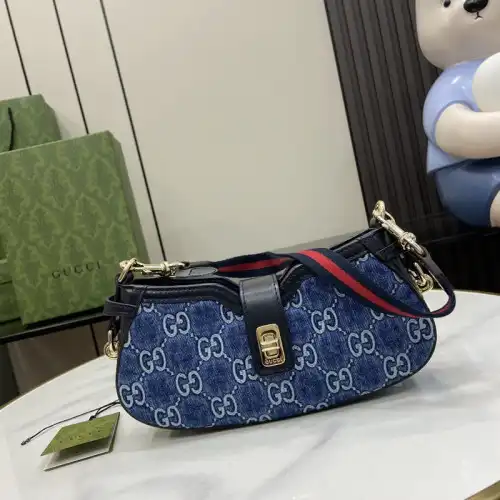 G*u*i bags 2407ya0166